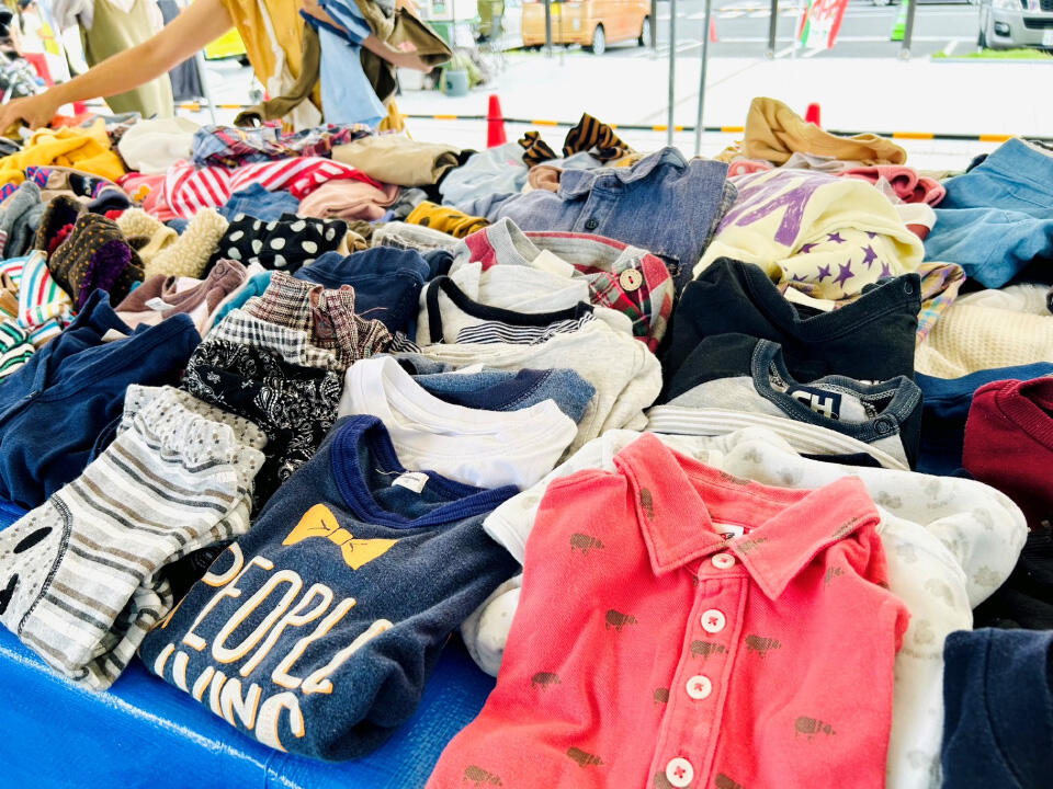 『こども服の譲渡会』開催時のイメージ写真