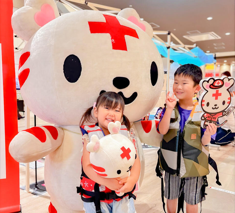 日本赤十字社イベント開催中のようす