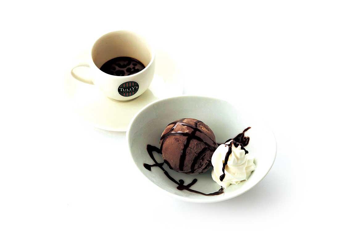 エスプレッソとチョコがけトリプルチョコレートアイス