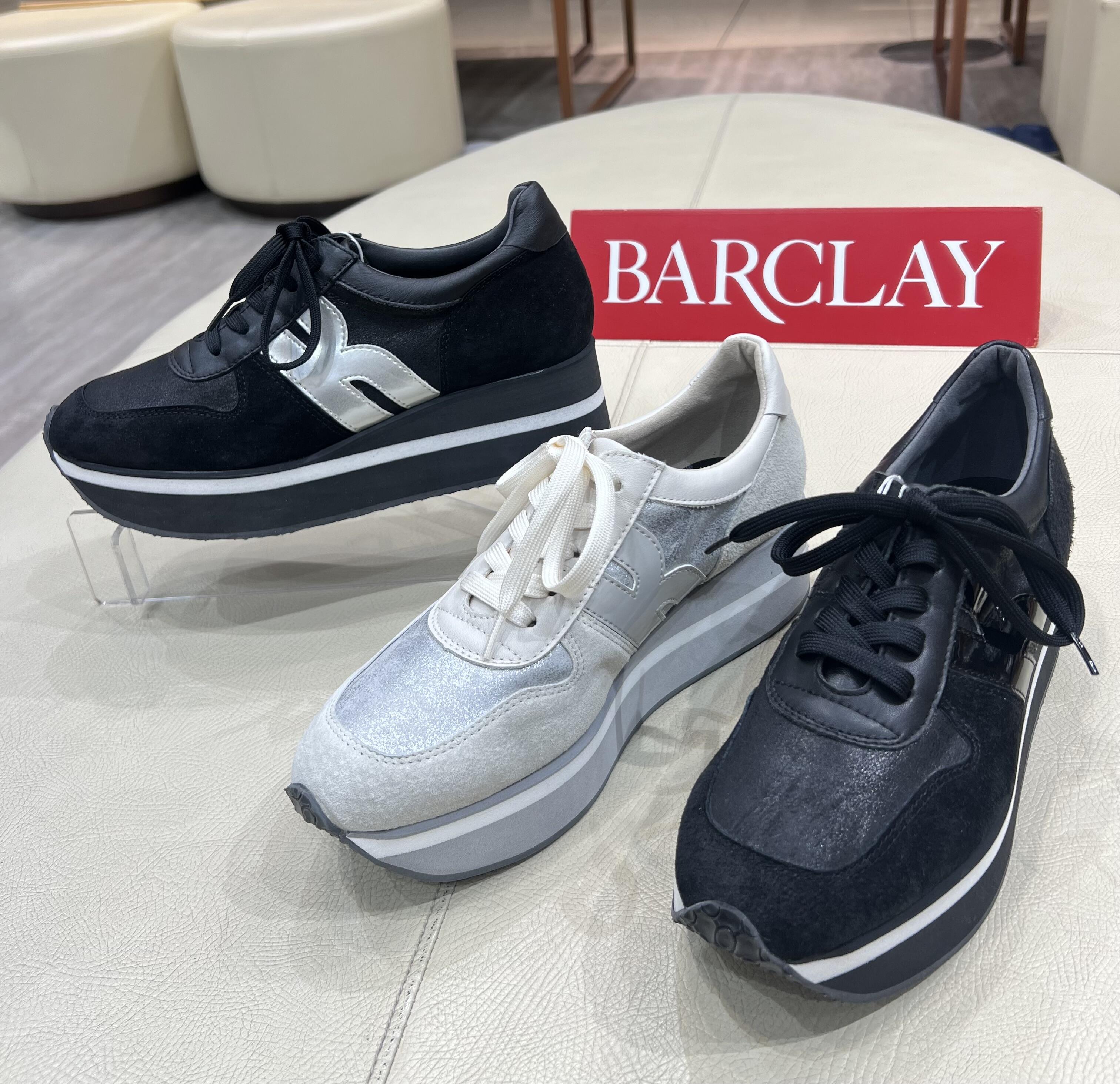 スタイリッシュな厚底スニーカー♪